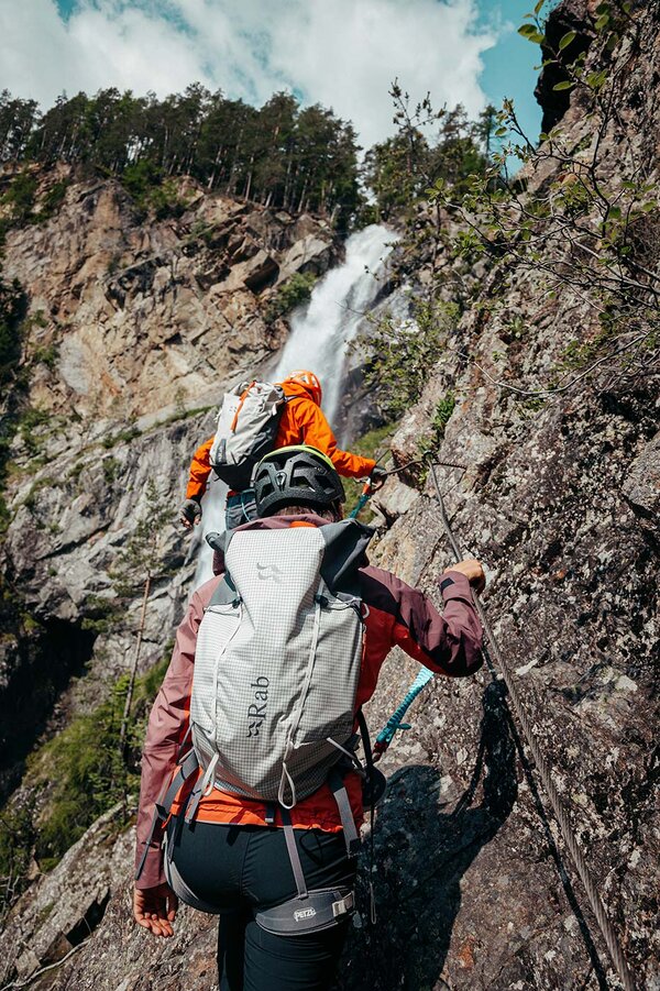 Hochhinaus auf den Klettersteigen nahe deiner Ferienwohnung Ötztal